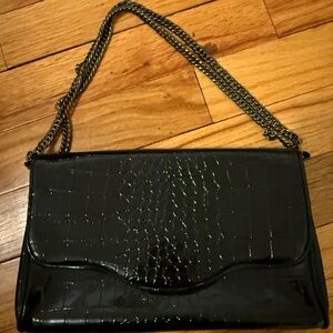 Women's Black Croc-Embossed Chain Shoulder Bag